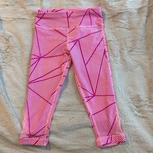 Girls size 6 quick-dri leggings